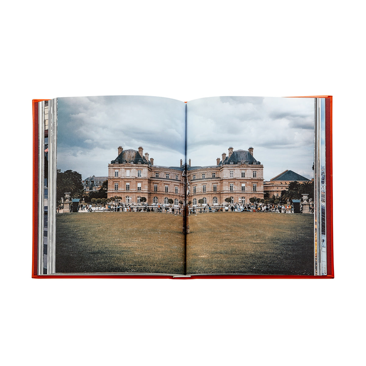 Trope Paris in Orange