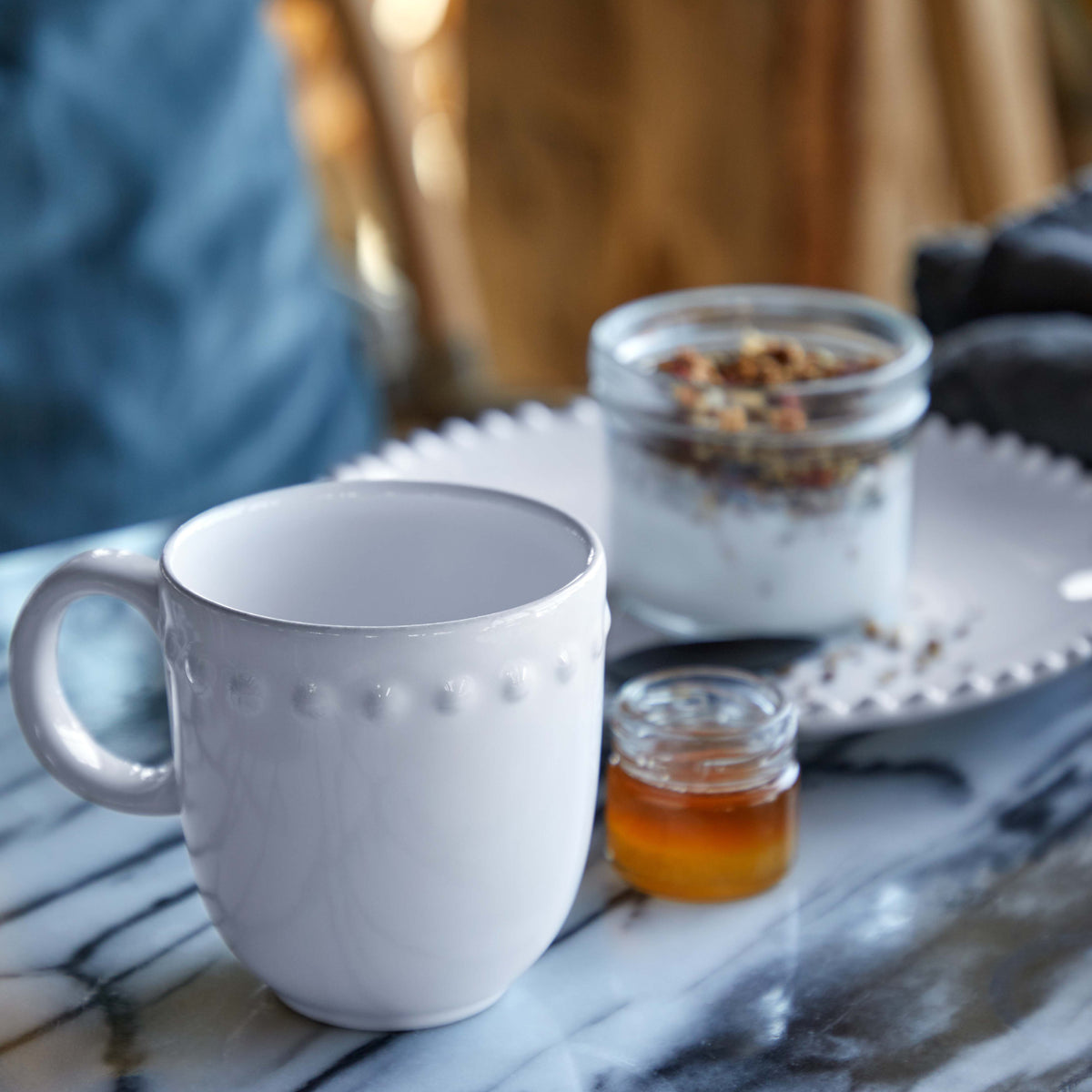 Pearl Collection Mugs in White, Set of 6