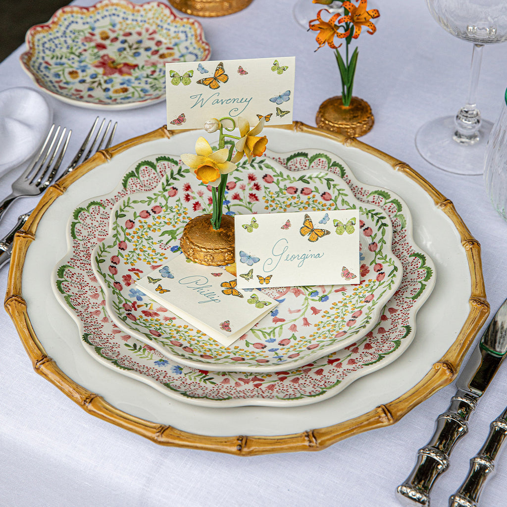 Meadow Walk Daffodil Place Card Holder in Yellow