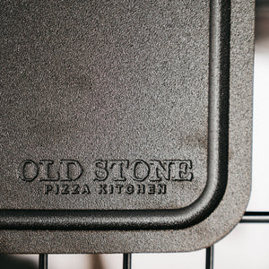 Pizza Steel with Moat in Black