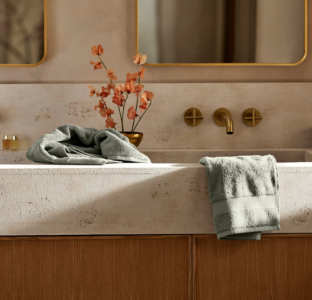 Plush Bath Sheet Set in Juniper
