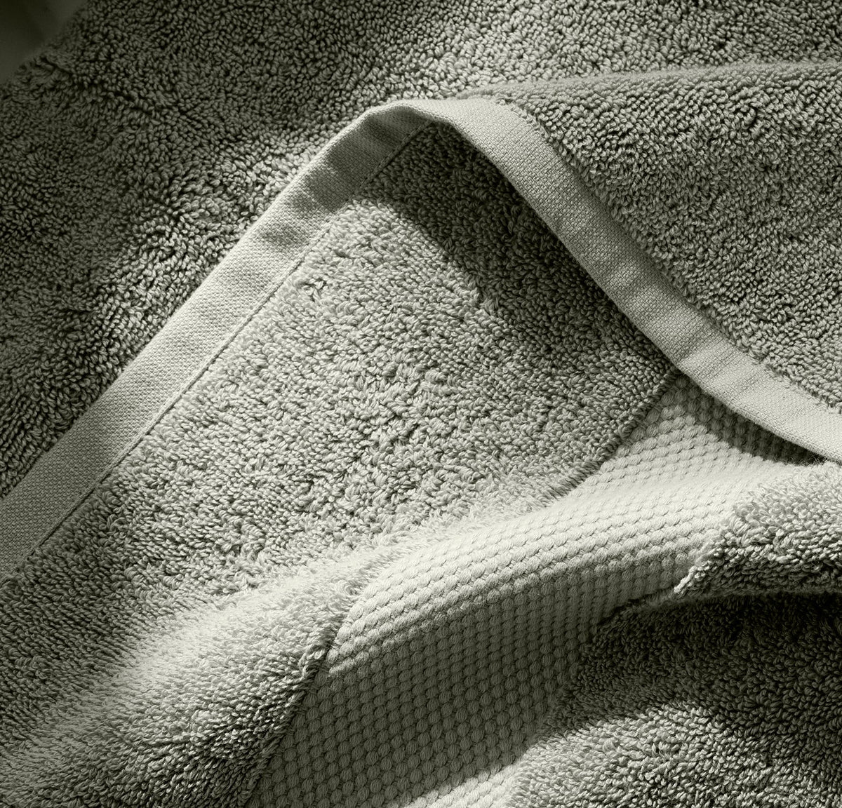 Plush Bath Sheet in Juniper