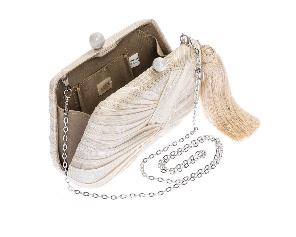 Rosie Clutch in Natural