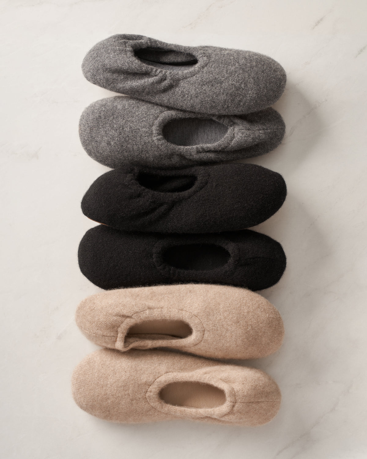 Women’s Cashmere Slippers in Beige