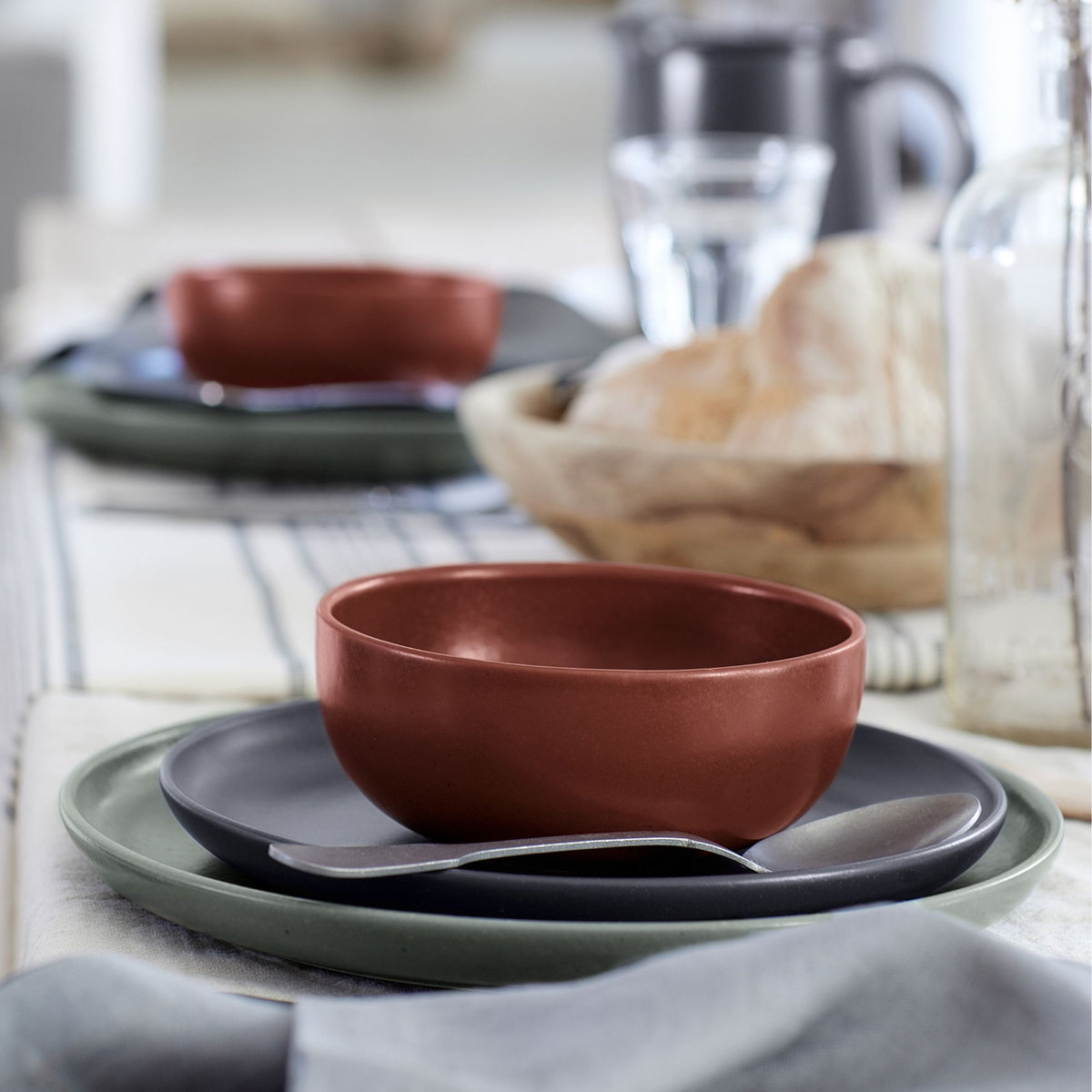 Pacifica Collection Salad Plates 9" in Seed Grey, Set of 6