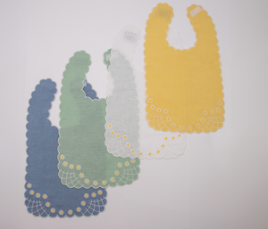 Daisy Bib in Yellow