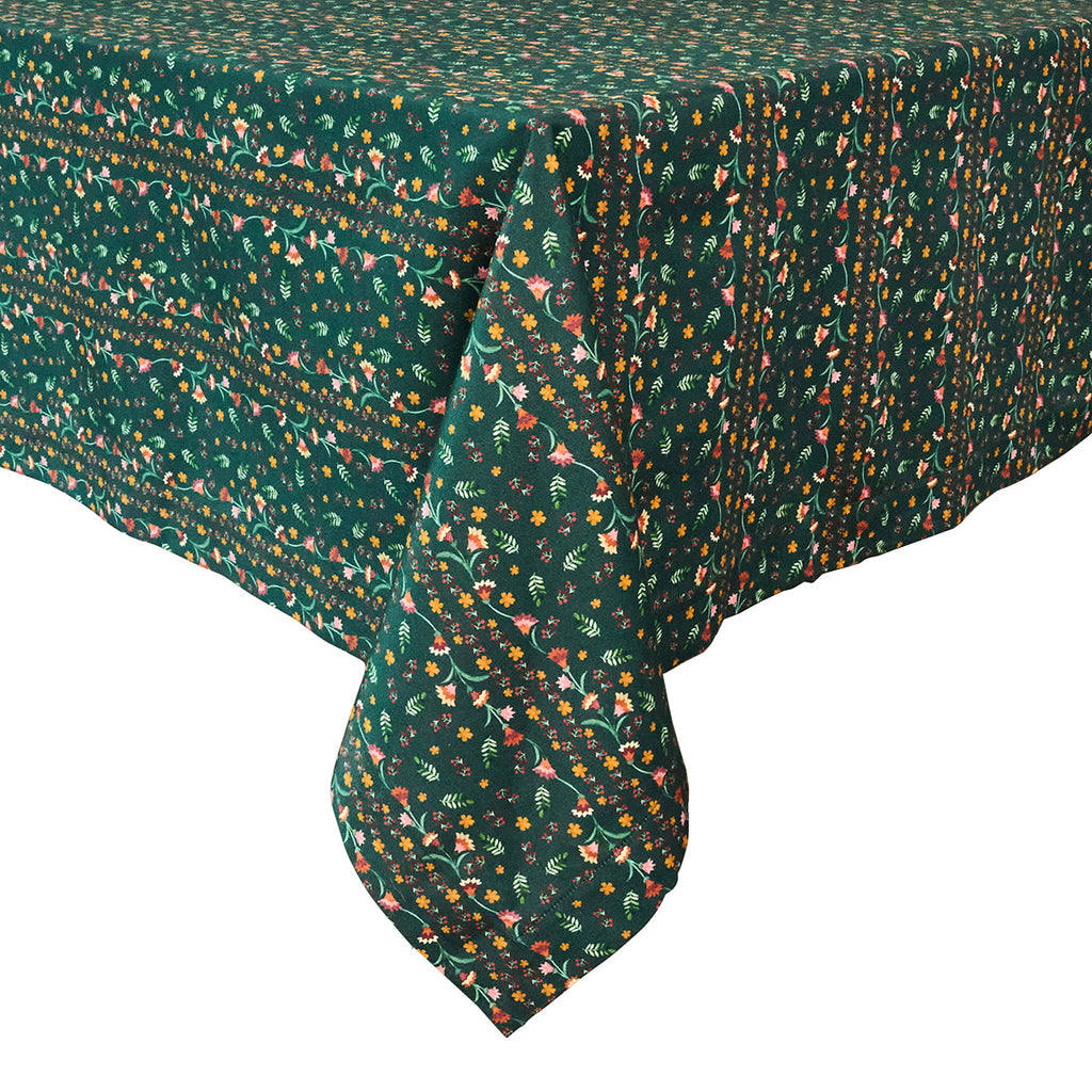 Klara 60" x 120" Tablecloth in Evergreen