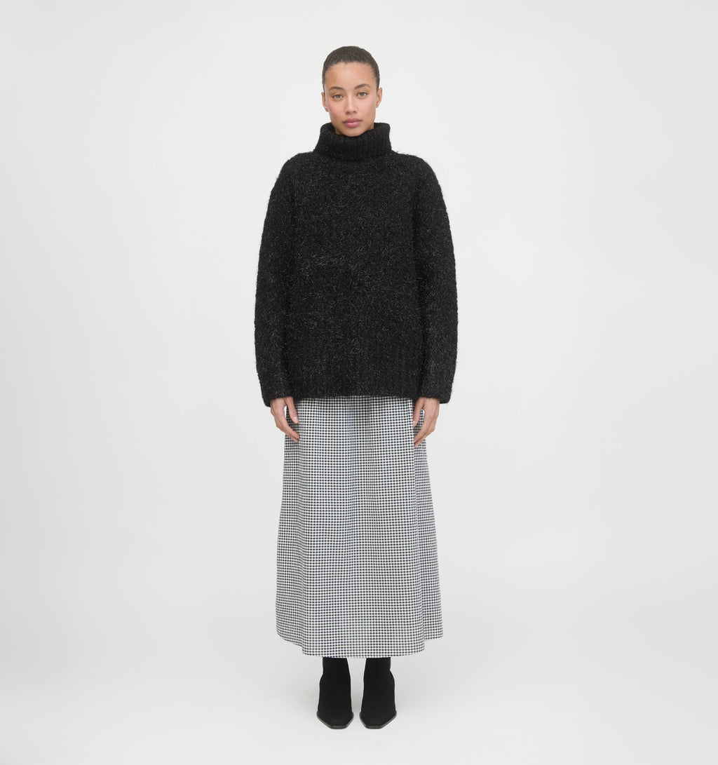 The Delphine Nap Skirt in Black & Sand Gingham