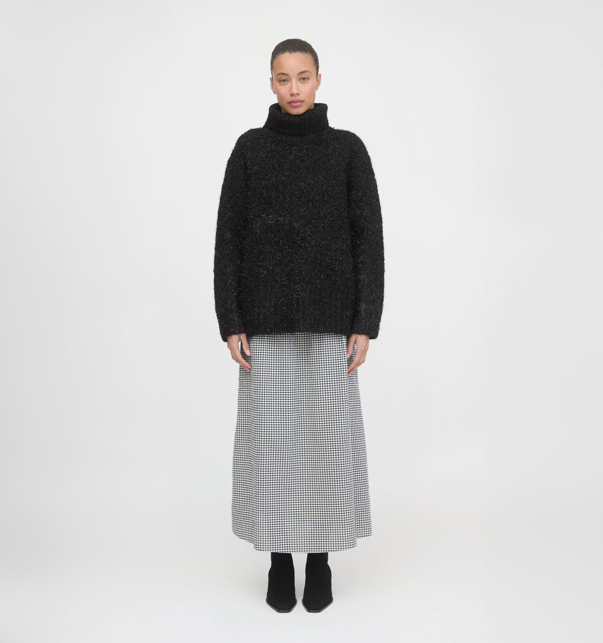 The Delphine Nap Skirt in Black & Sand Gingham