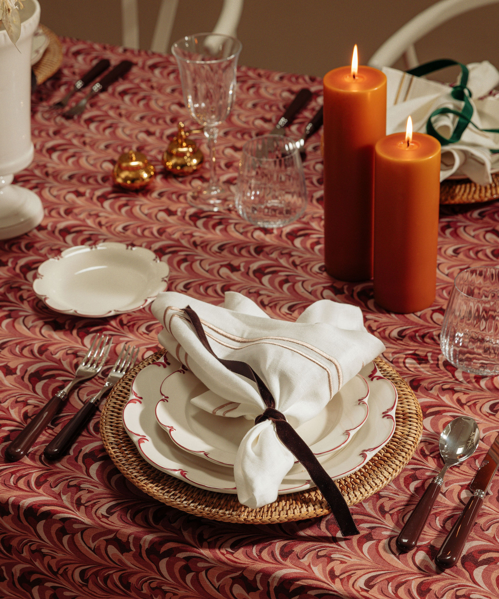 Marble Linen Tablecloth in Pink