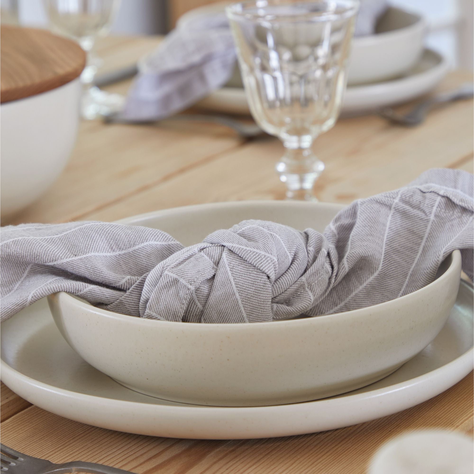 Pacifica Collection Pasta Bowls in Vanilla, Set of 6
