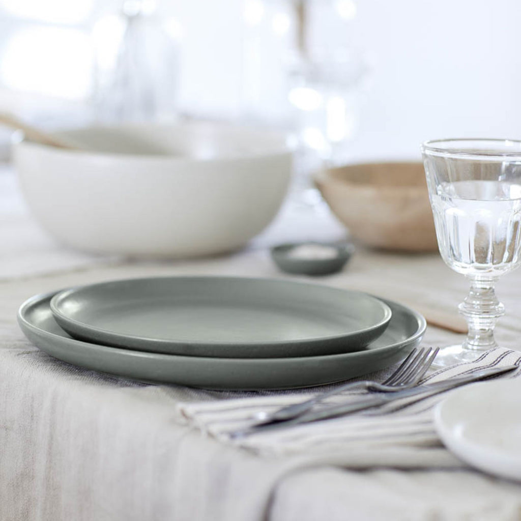Pacifica Collection Serving Bowl 13" in Artichoke