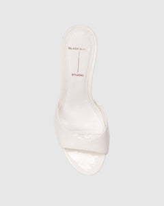 Freddie 65 in Coconut Patent Leather