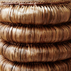 sol side table detail