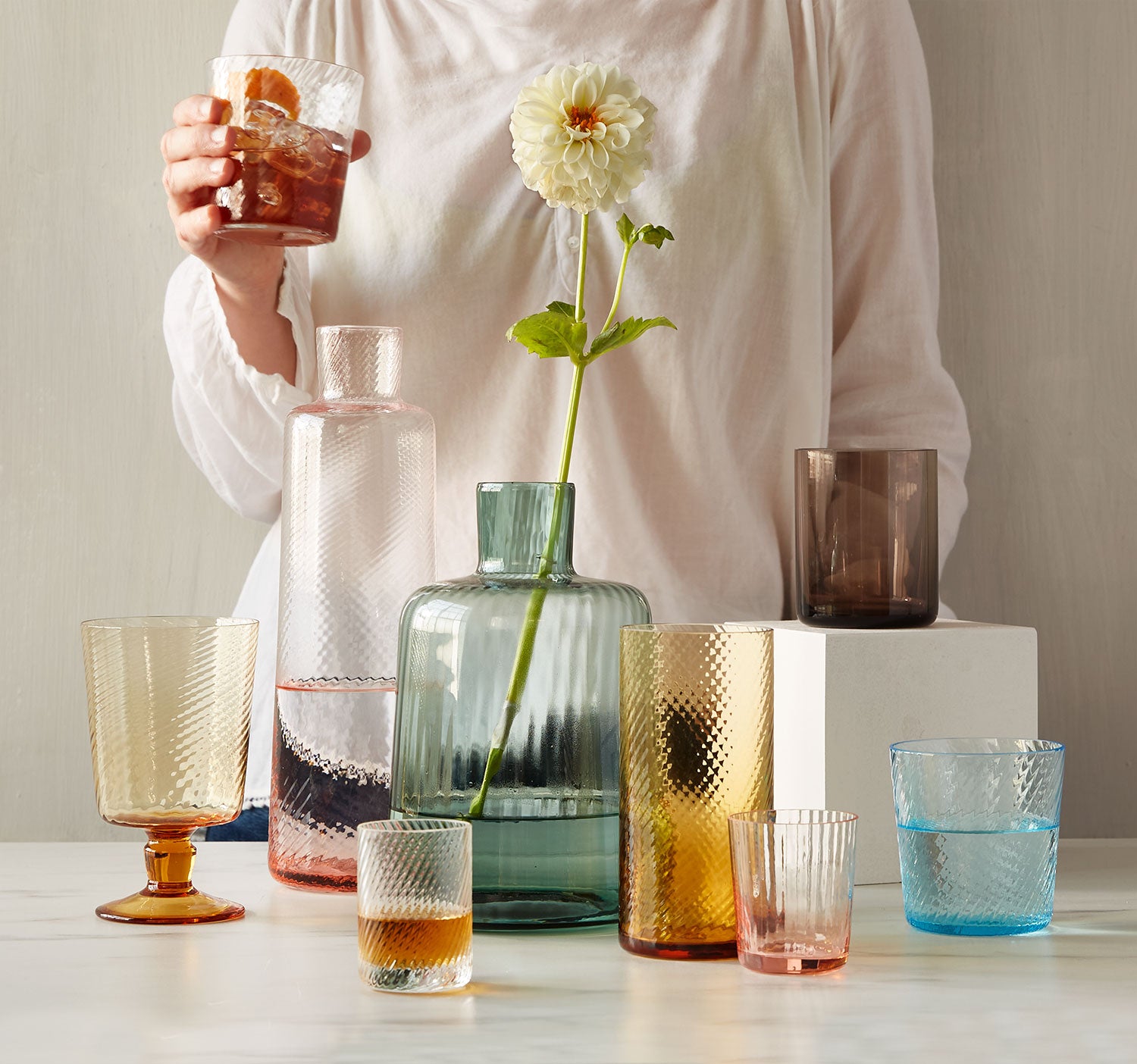 Low Carafe Twist