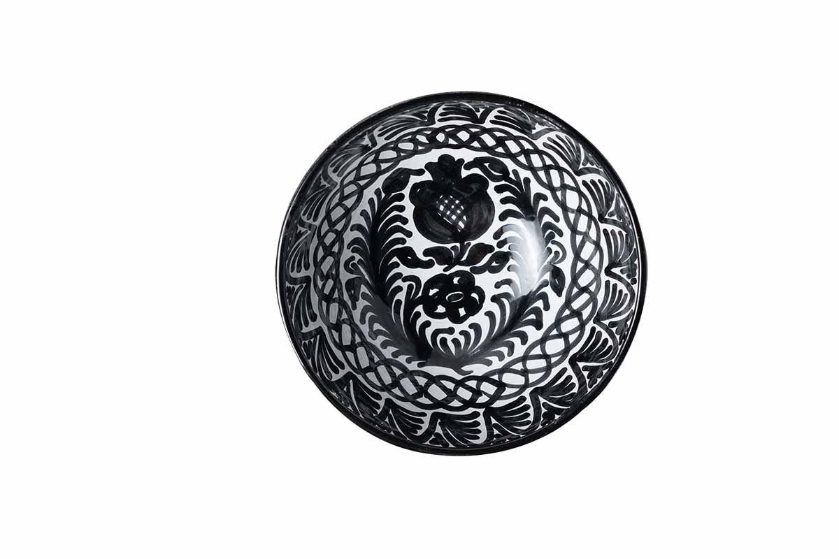 Casa Blanca & Negra Small Bowl with Hand-painted Designs