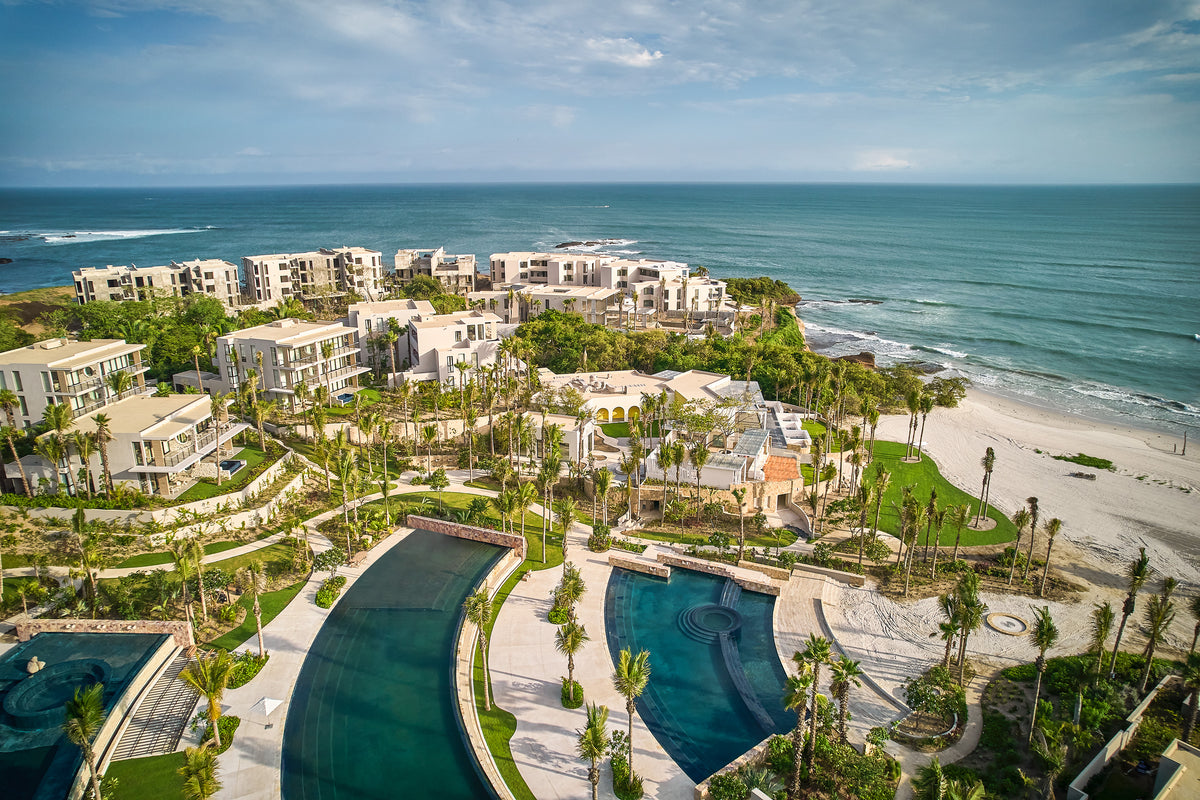 Susurros Del Corazón, 1-Night Stay
