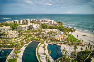 Susurros Del Corazón, 1-Night Stay